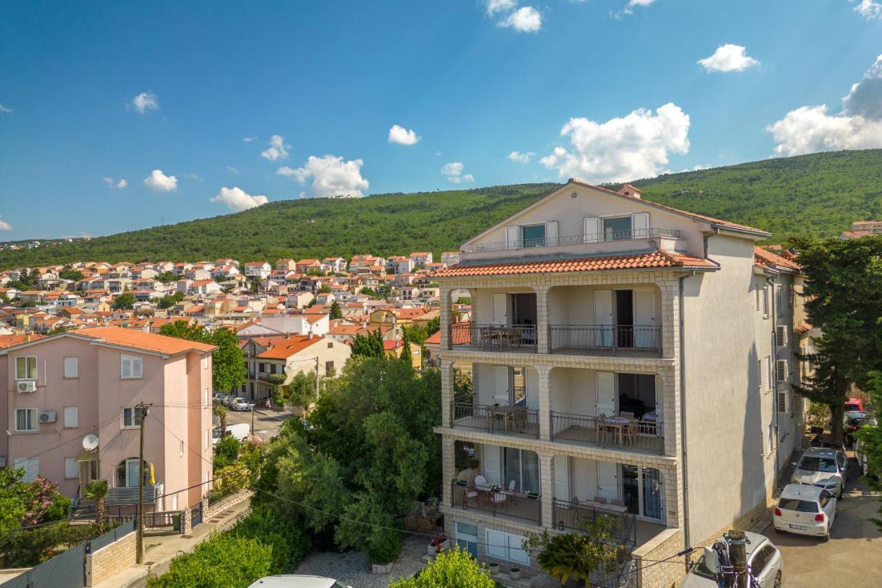 Apartments Lonzor I Селце Экстерьер фото