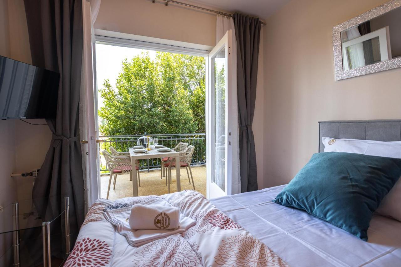Apartments Lonzor I Селце Экстерьер фото