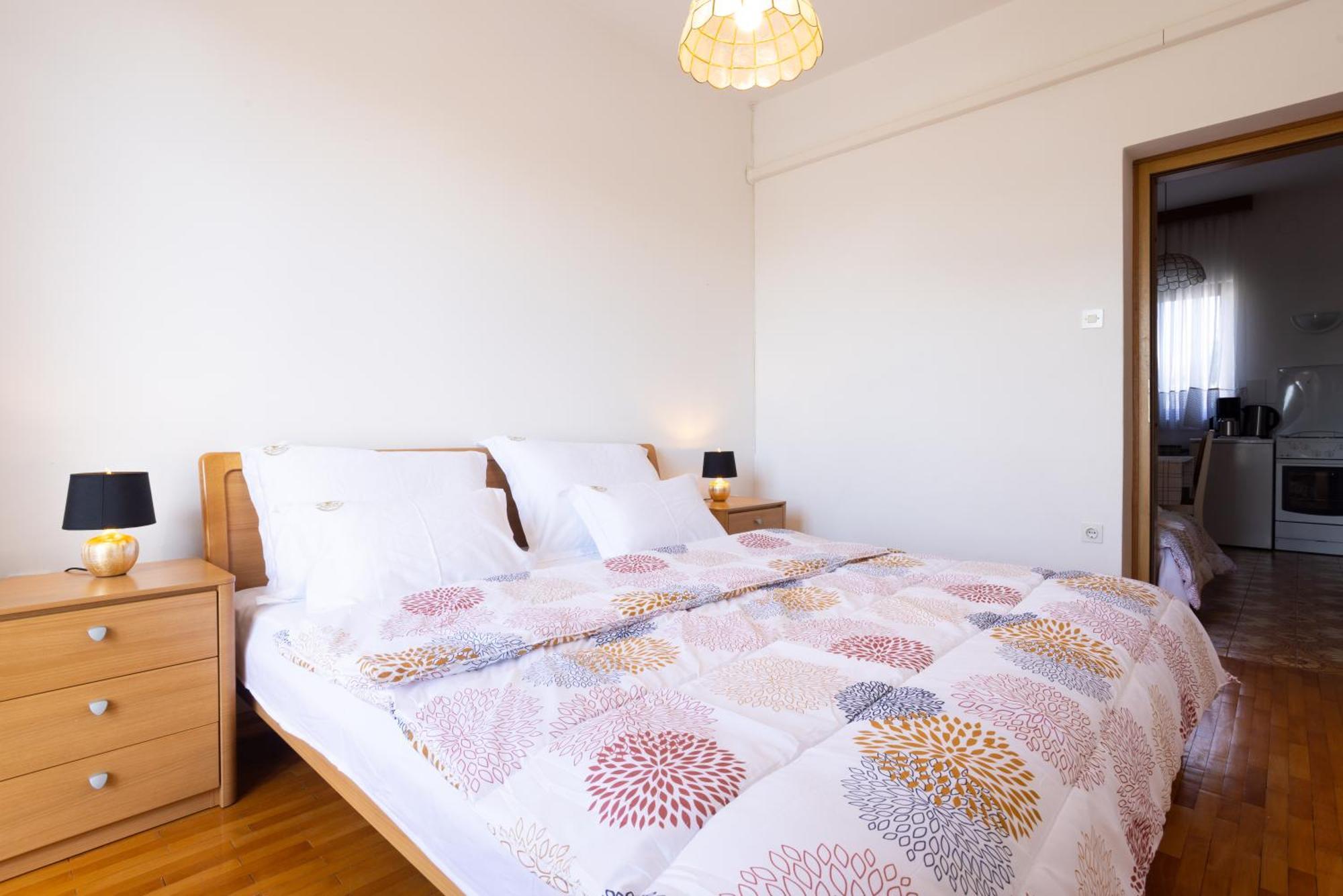 Apartments Lonzor I Селце Экстерьер фото